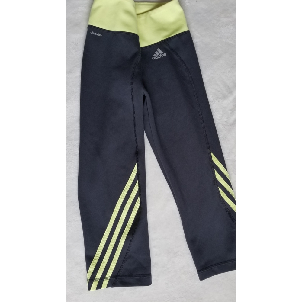 Adidas workout capris - Picture 3 of 7